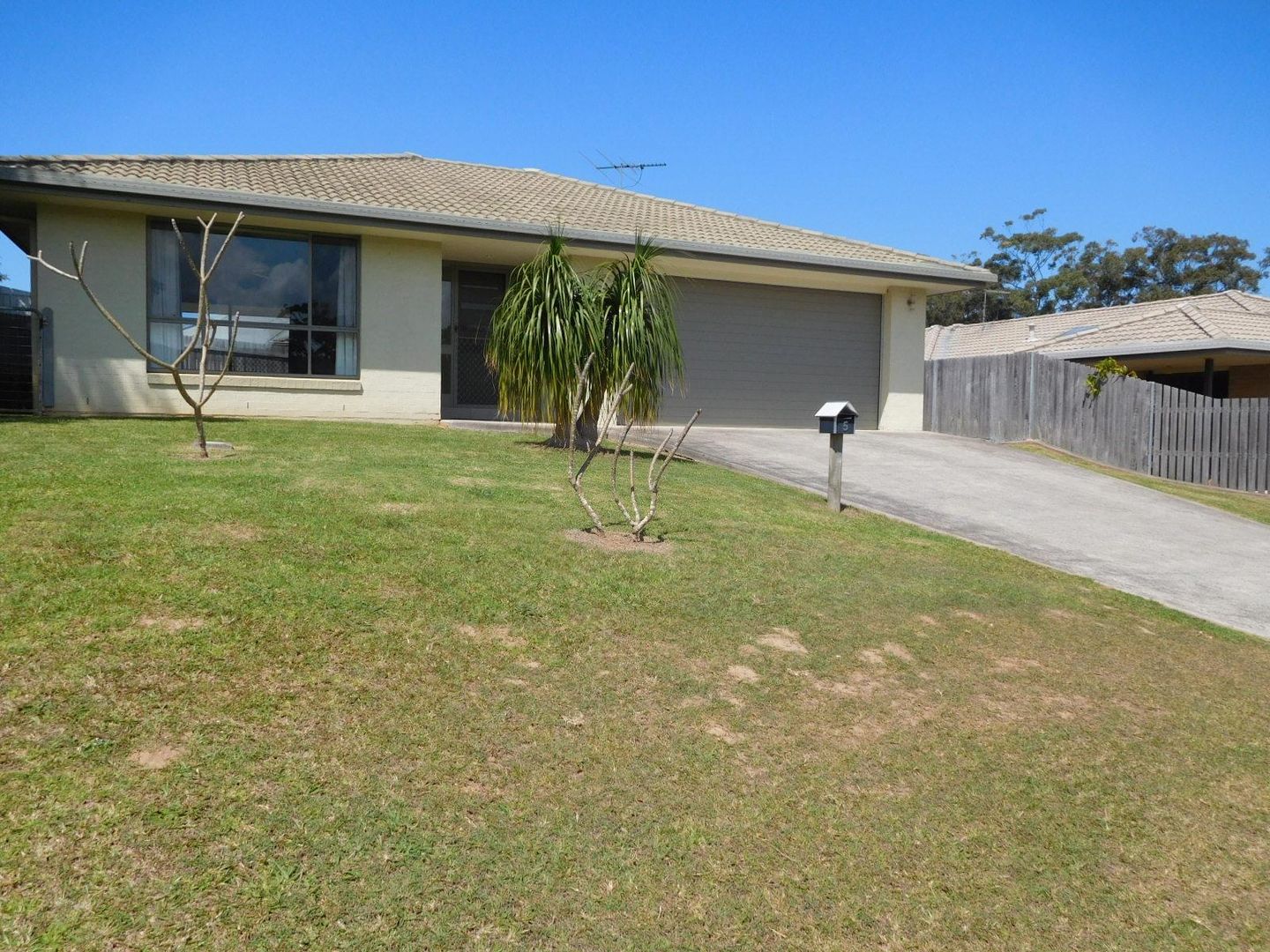 5 Mcintosh Crescent, Woolgoolga Property History & Address Research Domain