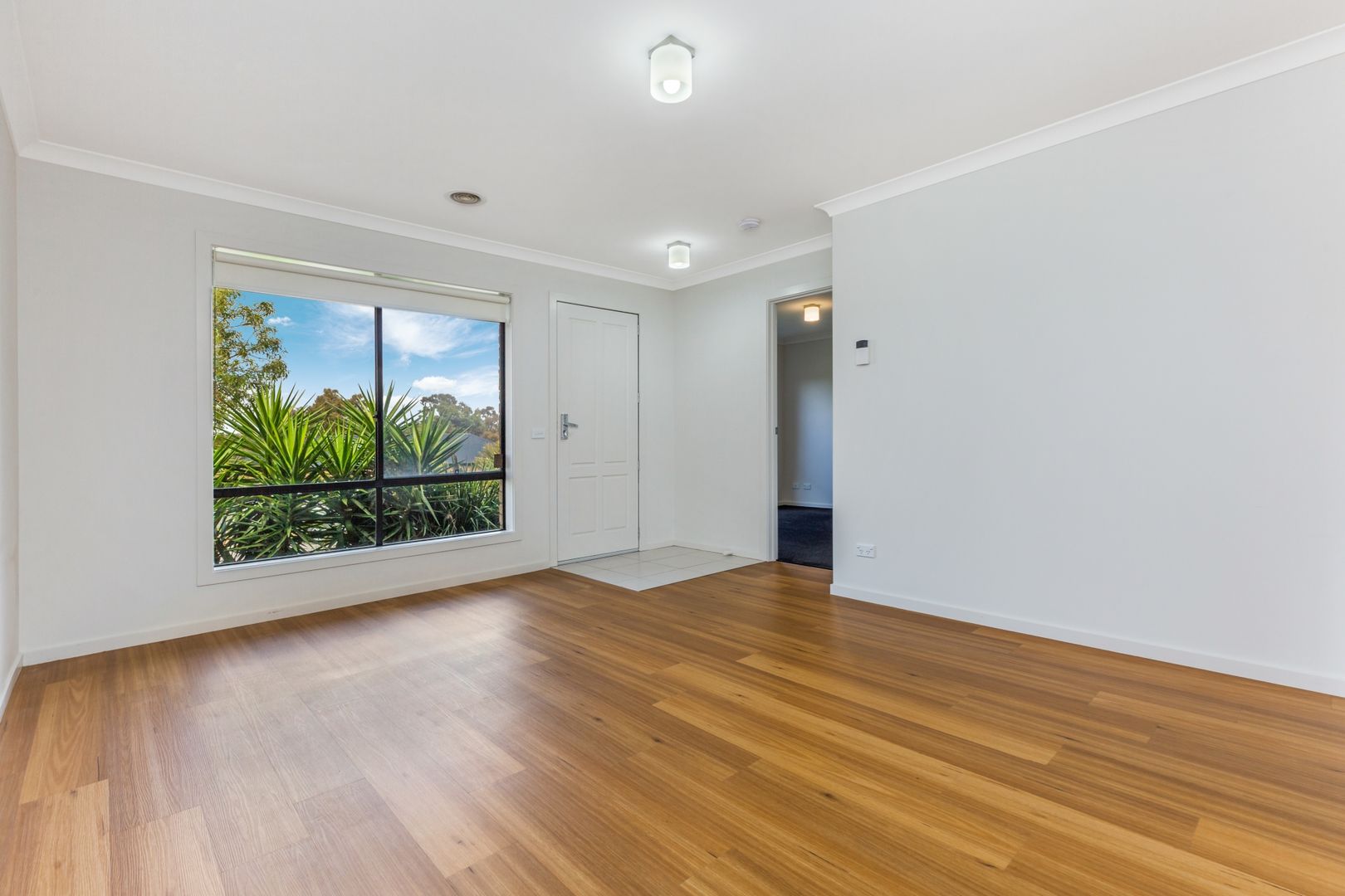 4 Trickett Court, Kangaroo Flat VIC 3555, Image 2