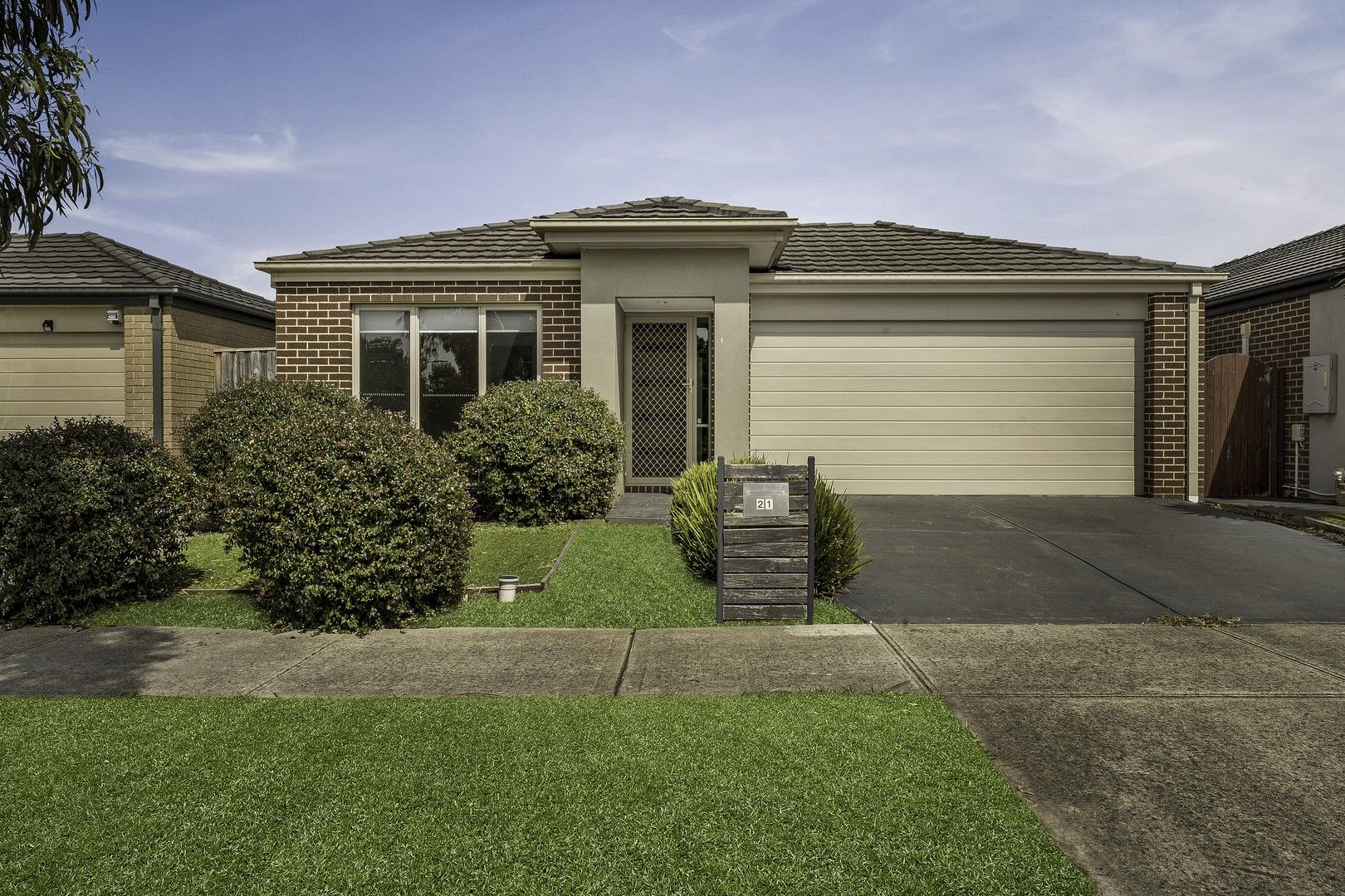 21 Heathfield Lane, Officer VIC 3809, Image 0