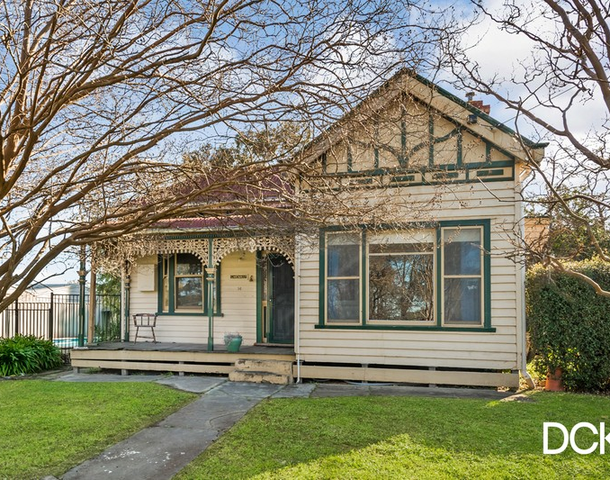 14 Reserve Street, Eaglehawk VIC 3556