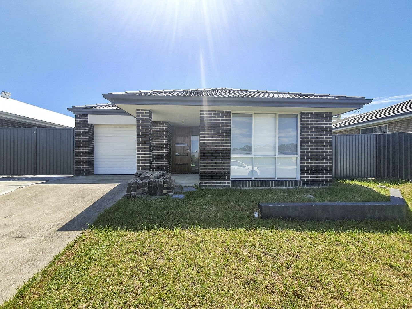3 bedrooms House in  BLUE HAVEN NSW, 2262