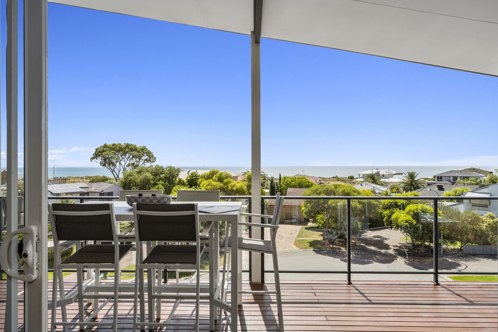 3 Haven Court, Silver Sands WA 6210, Image 2