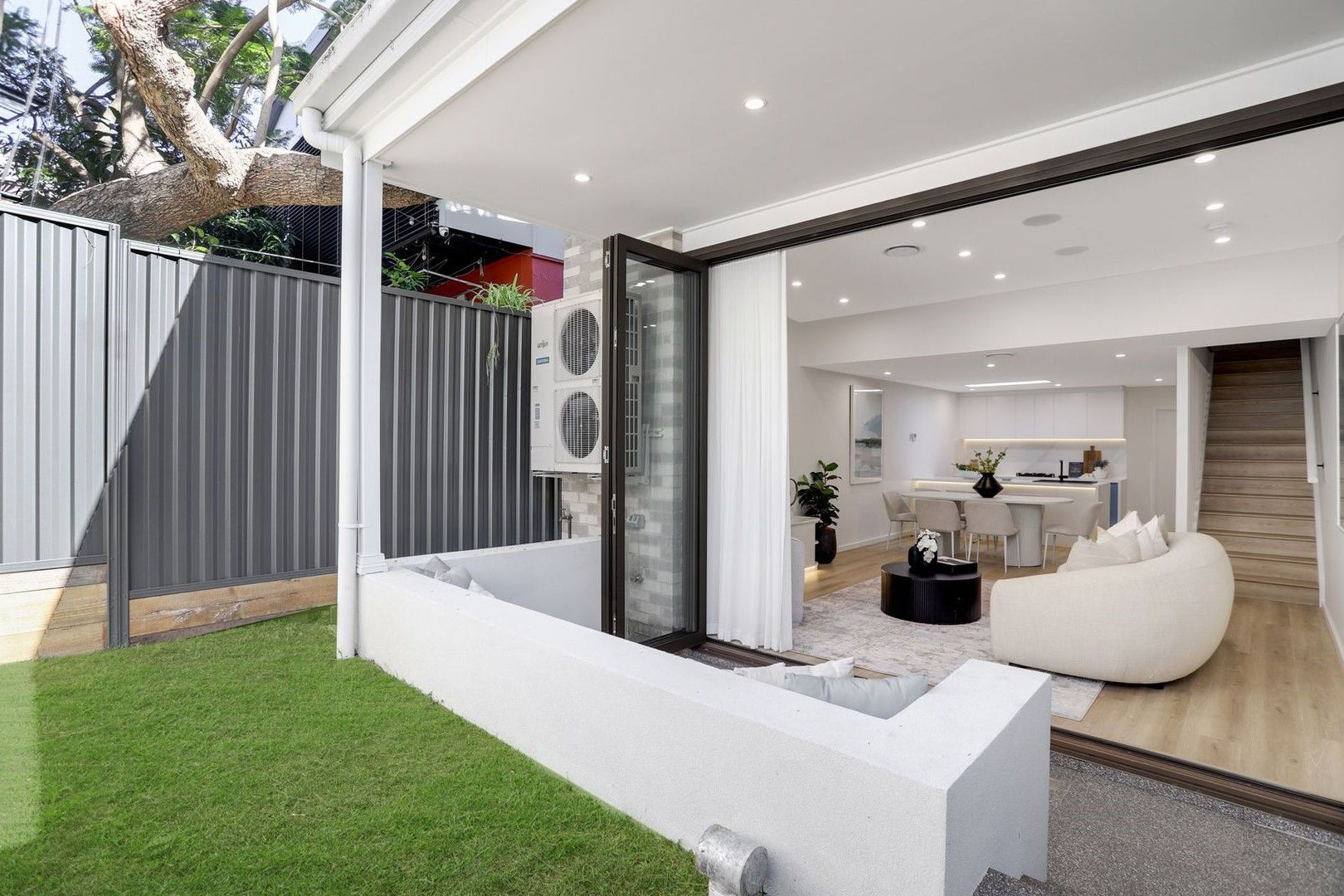 4 bedrooms House in 45 Amy Street ERSKINEVILLE NSW, 2043