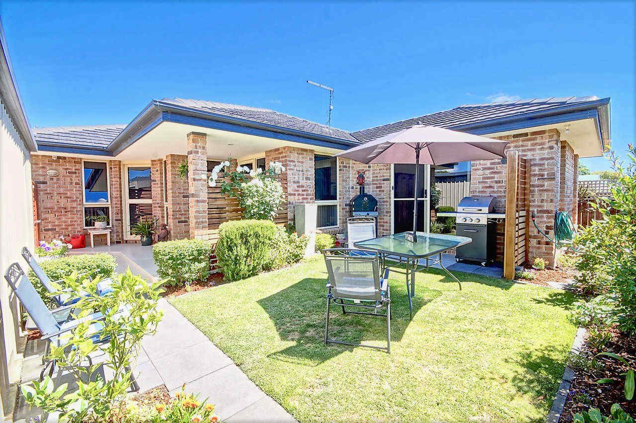 2/15 Club Drive, Shearwater TAS 7307, Image 0