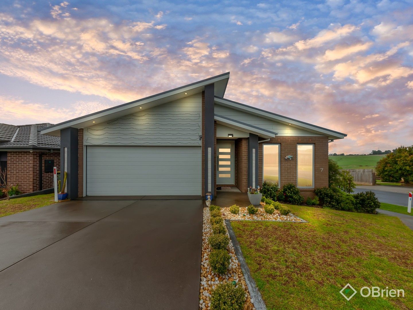 7 Saxon Road, Drouin VIC 3818, Image 0