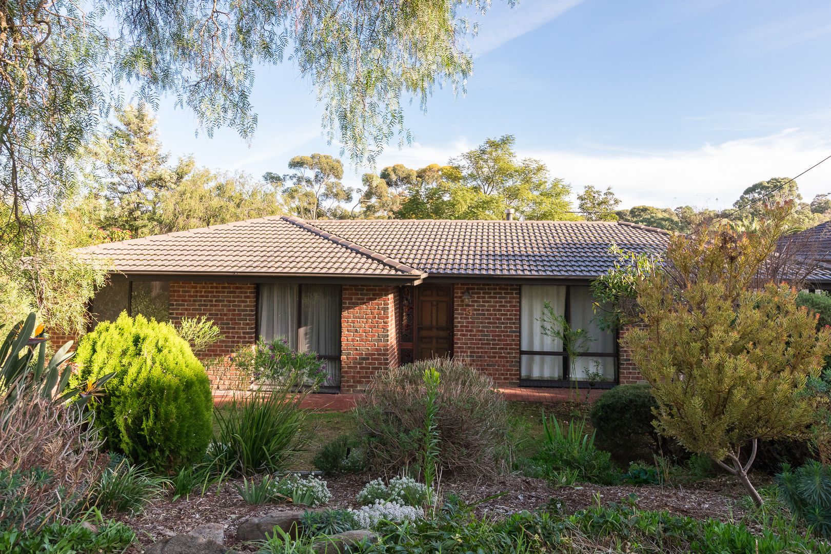 5 Alexander Crescent, Hackham SA 5163