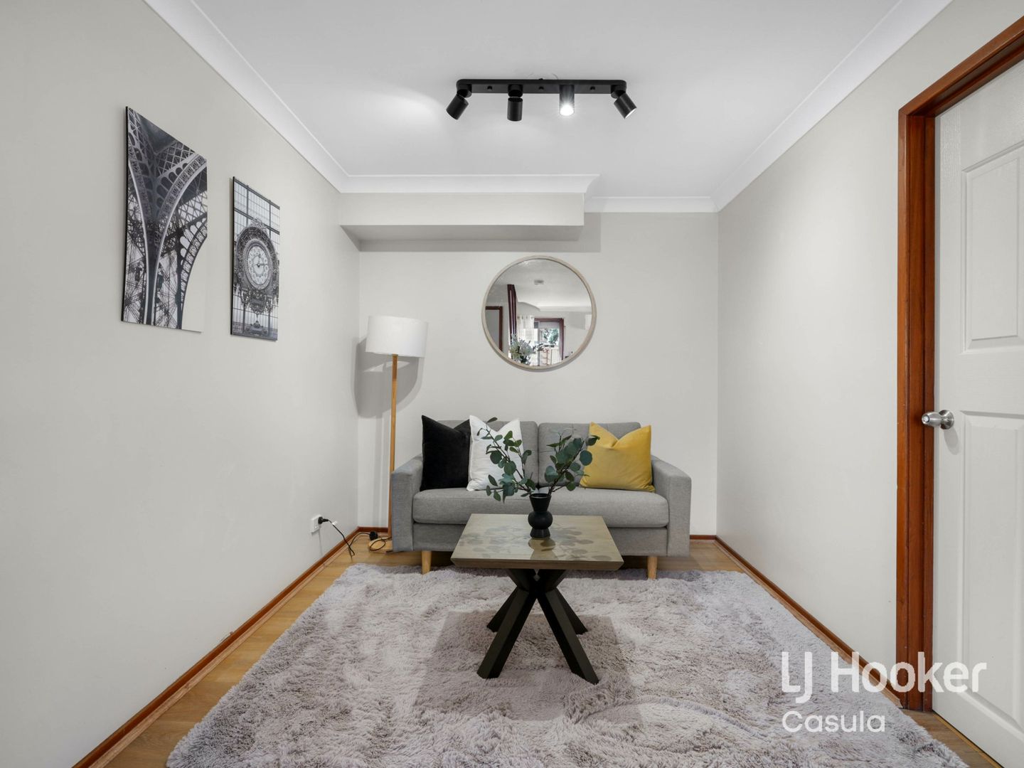 7B Doomben Close, Casula NSW 2170, Image 2