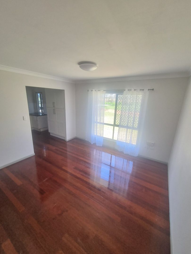 4 Qually Rd, Lockyer Waters QLD 4311 House for Rent 650 Domain