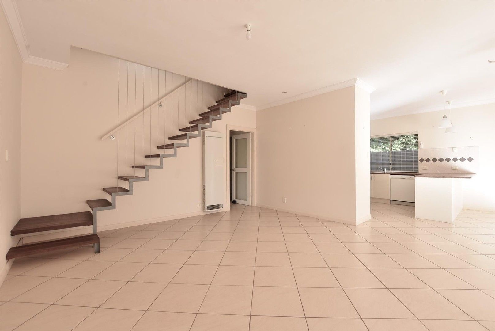 4 bedrooms House in 19 Blaby Road MORPHETT VALE SA, 5162