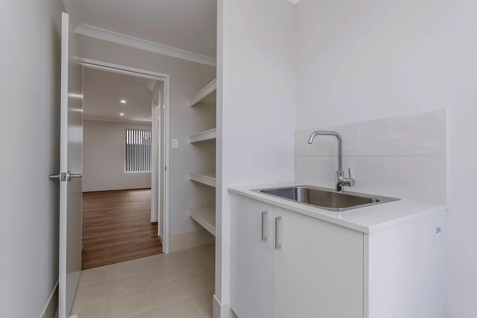 Additional image 12 of 404 Torwood Avenue, Treeby WA 6164