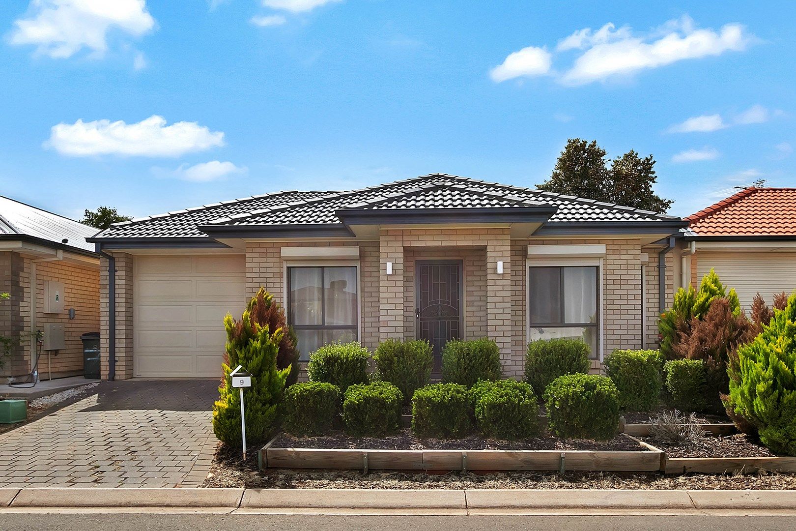 9 Dover Place, Elizabeth Park SA 5113, Image 0