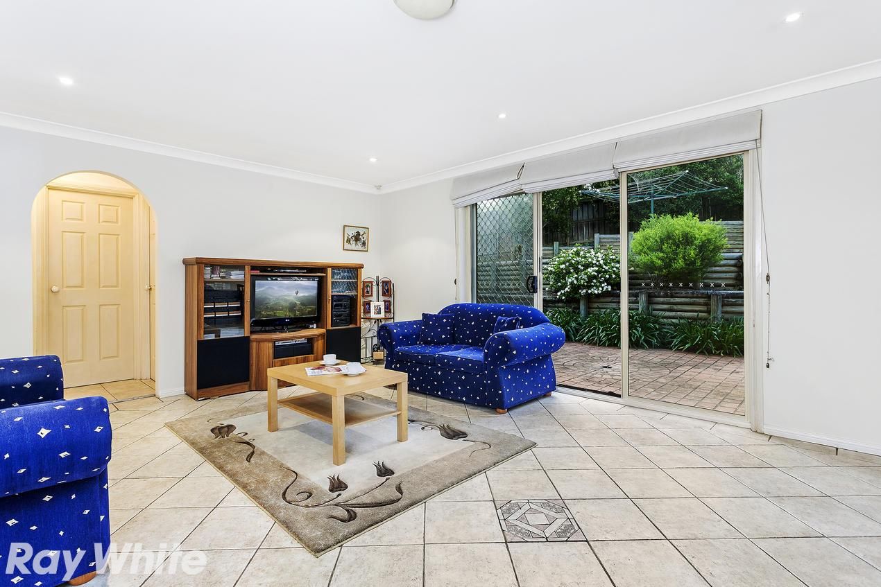 10 Niela Grove, Baulkham Hills NSW 2153, Image 2