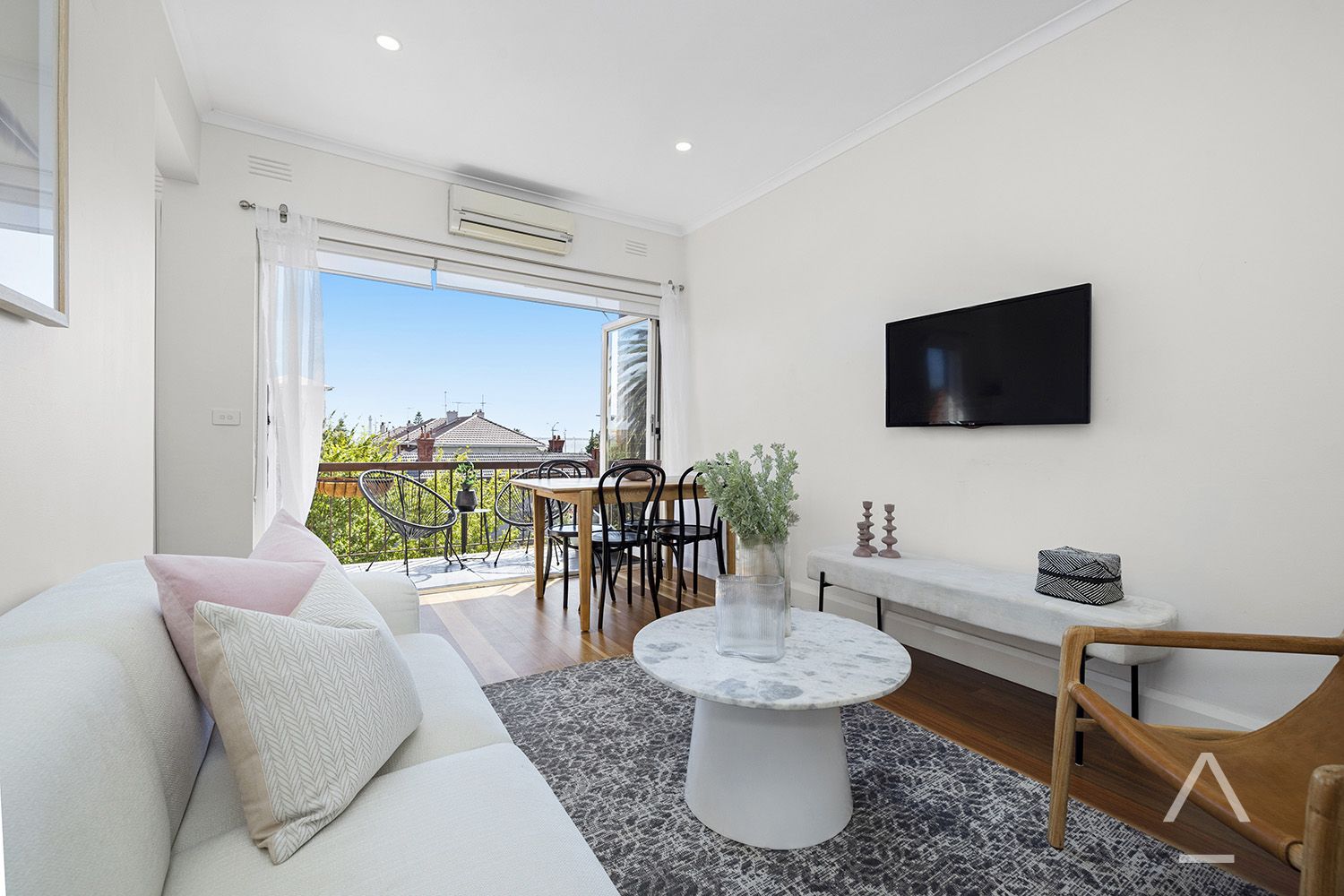 2 bedrooms Apartment / Unit / Flat in 7/57 Spenser Street ST KILDA VIC, 3182