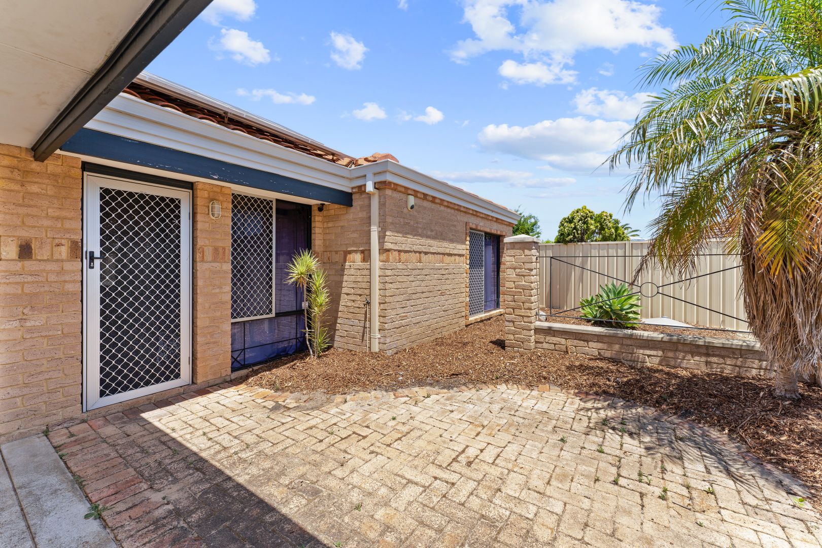 10 Hove Place, Warnbro WA 6169, Image 2