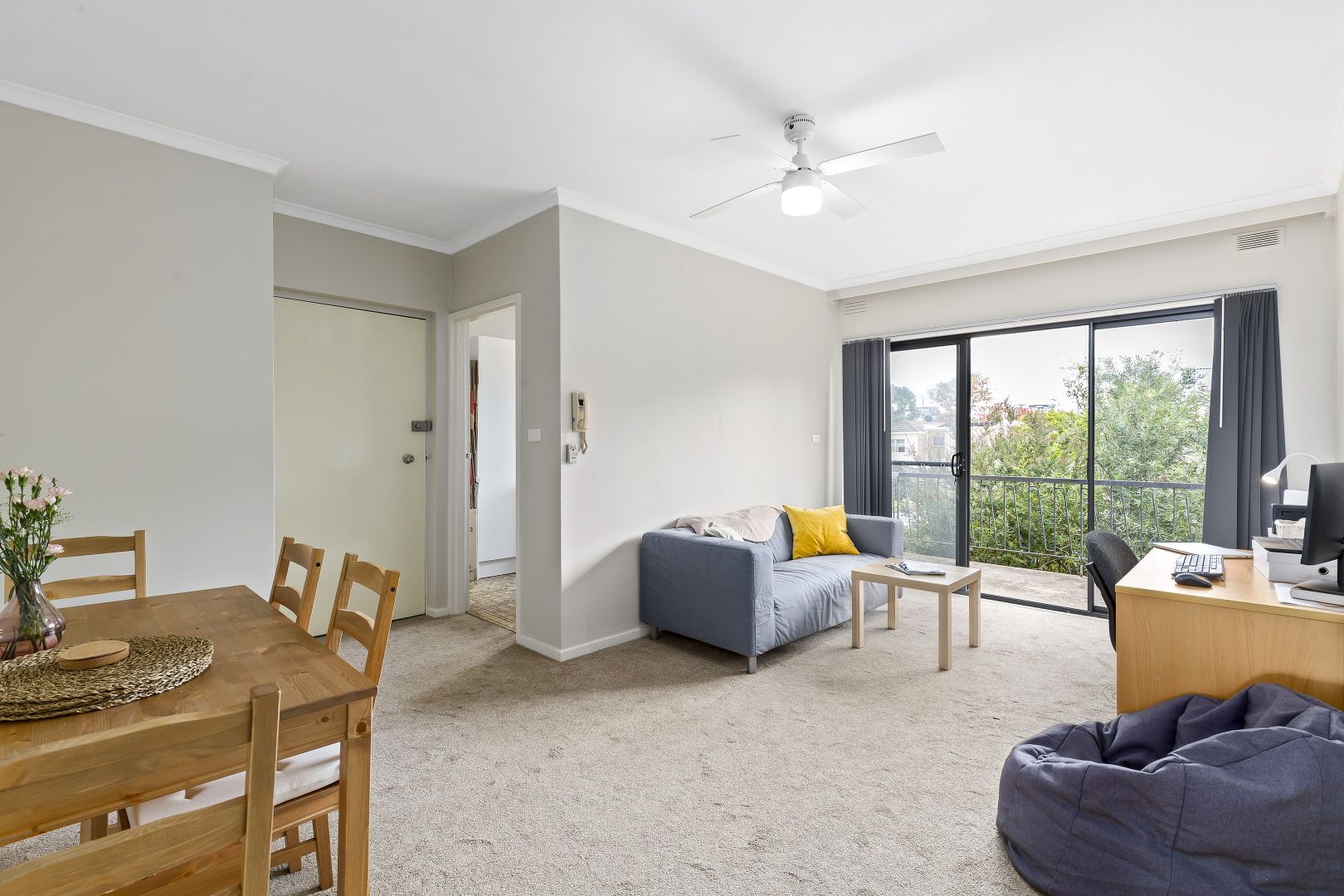 4/7 Glenmore Street, Box Hill VIC 3128, Image 2