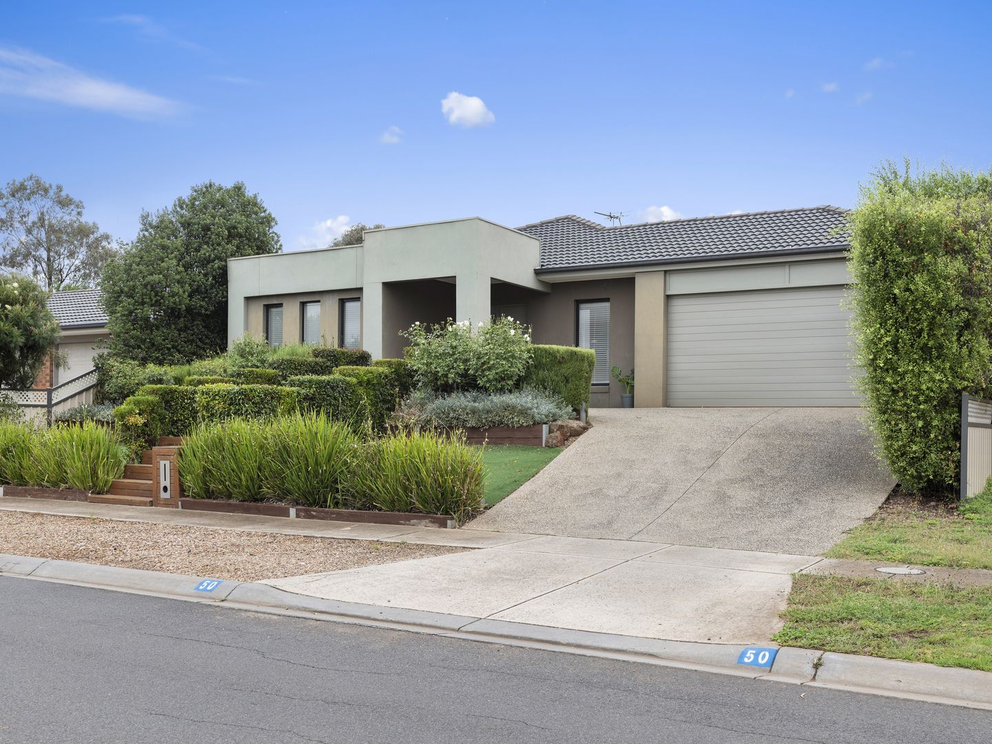 50 Grantleigh Drive, Darley Property History & Address Research Domain
