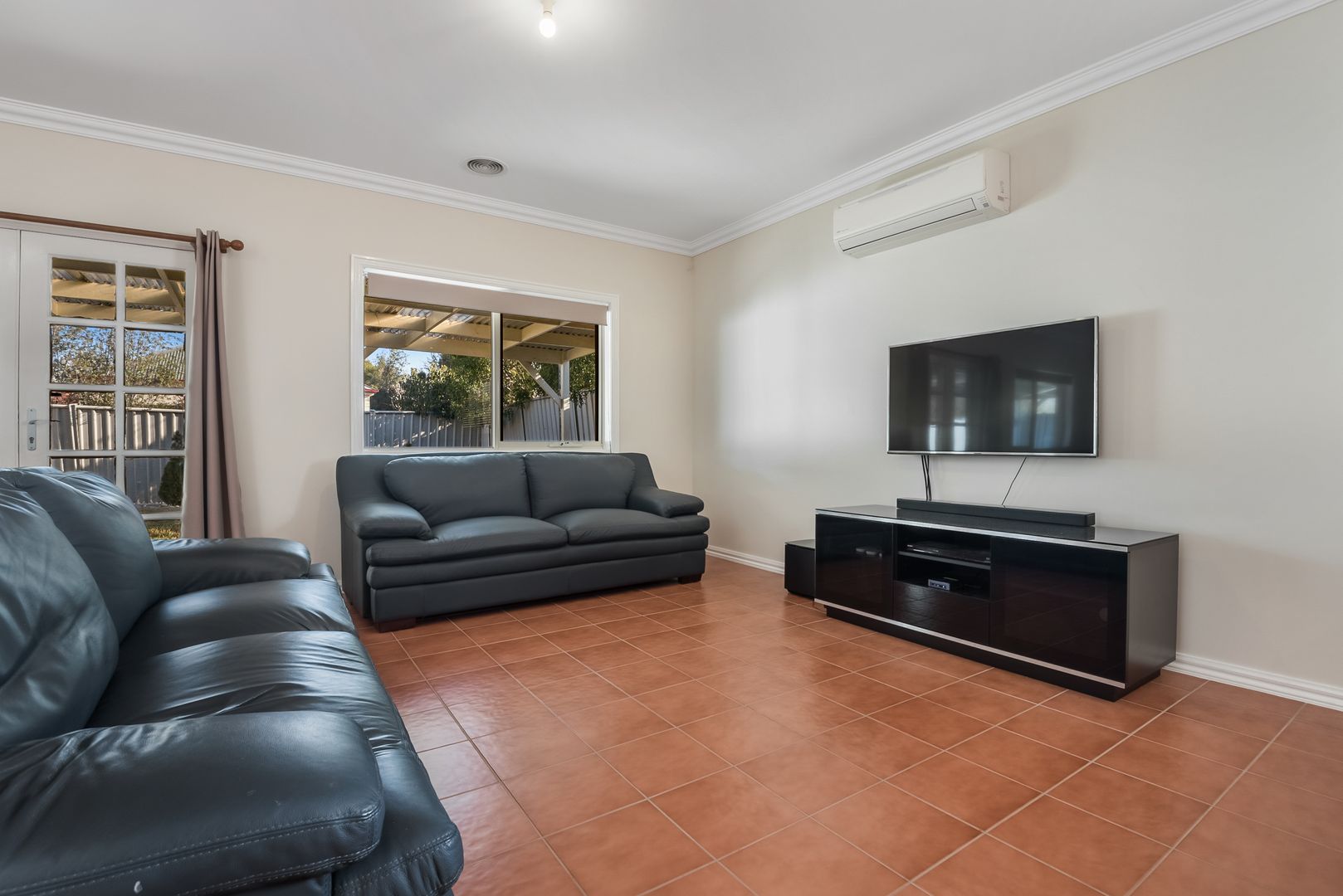 4 Greenwich Crescent, Caroline Springs VIC 3023, Image 1