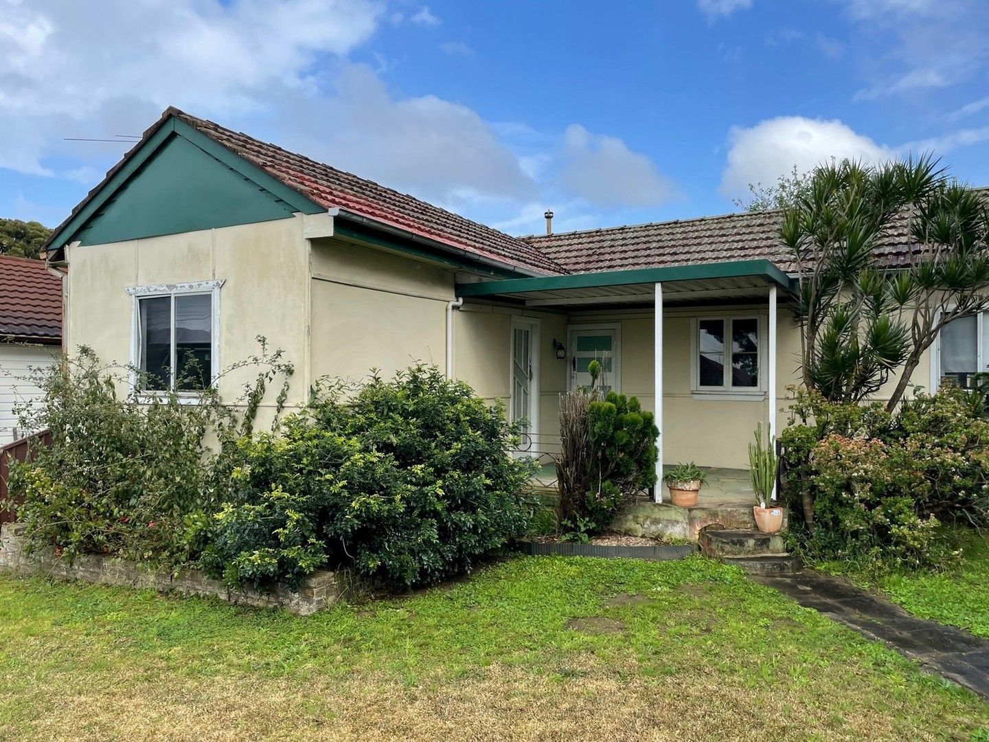 2 bedrooms House in 46 The River Road REVESBY NSW, 2212