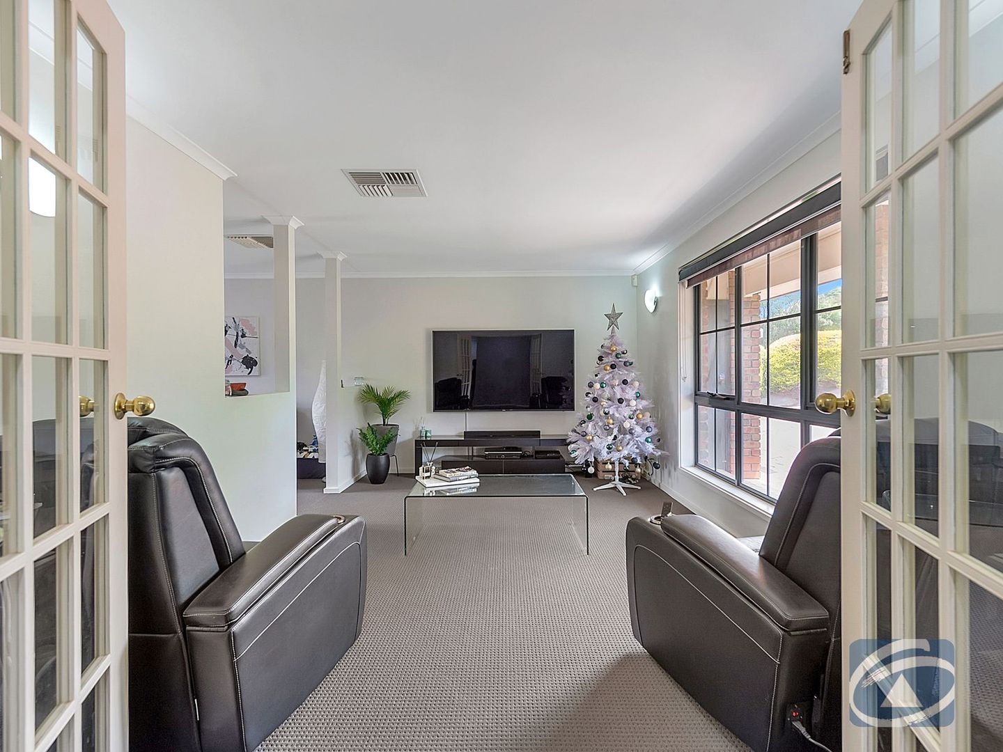 2 Glade Court, Greenwith SA 5125, Image 2