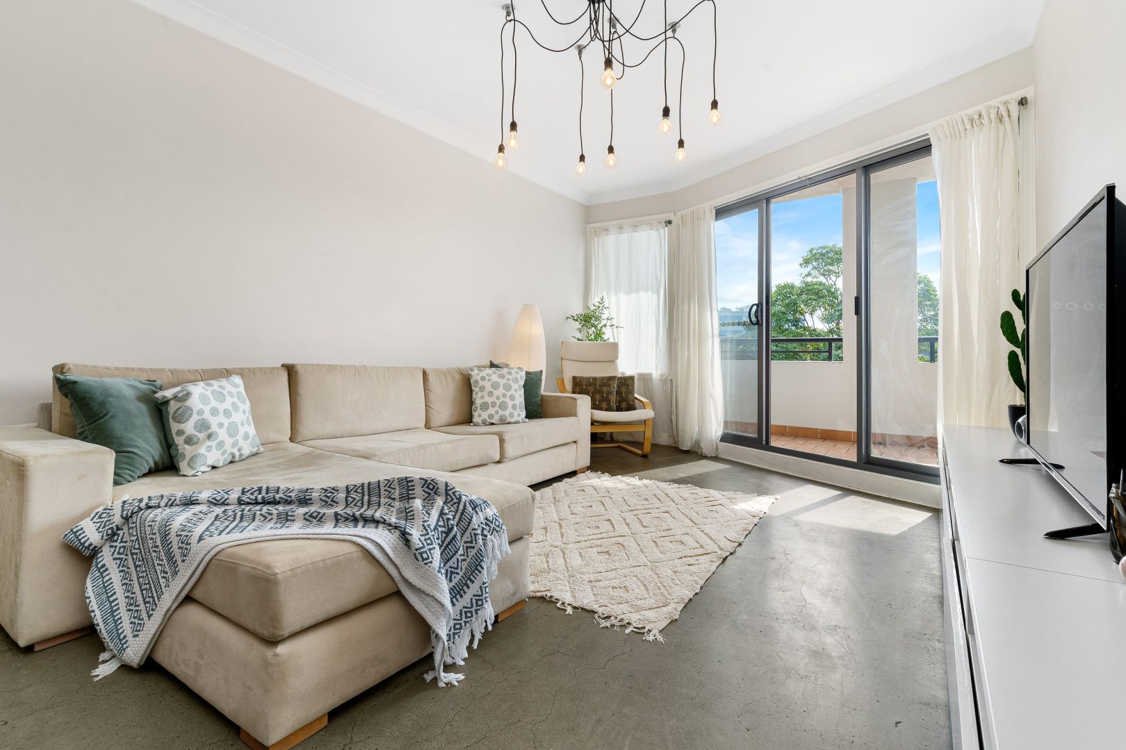 2/10-20 Mackay Street, Caringbah NSW 2229