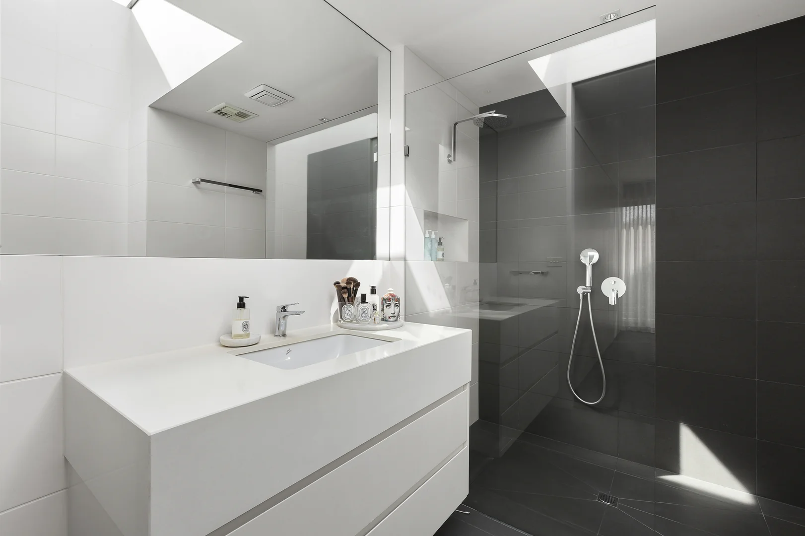 Additional image 8 of 4/1 Marshall Avenue, Kew VIC 3101