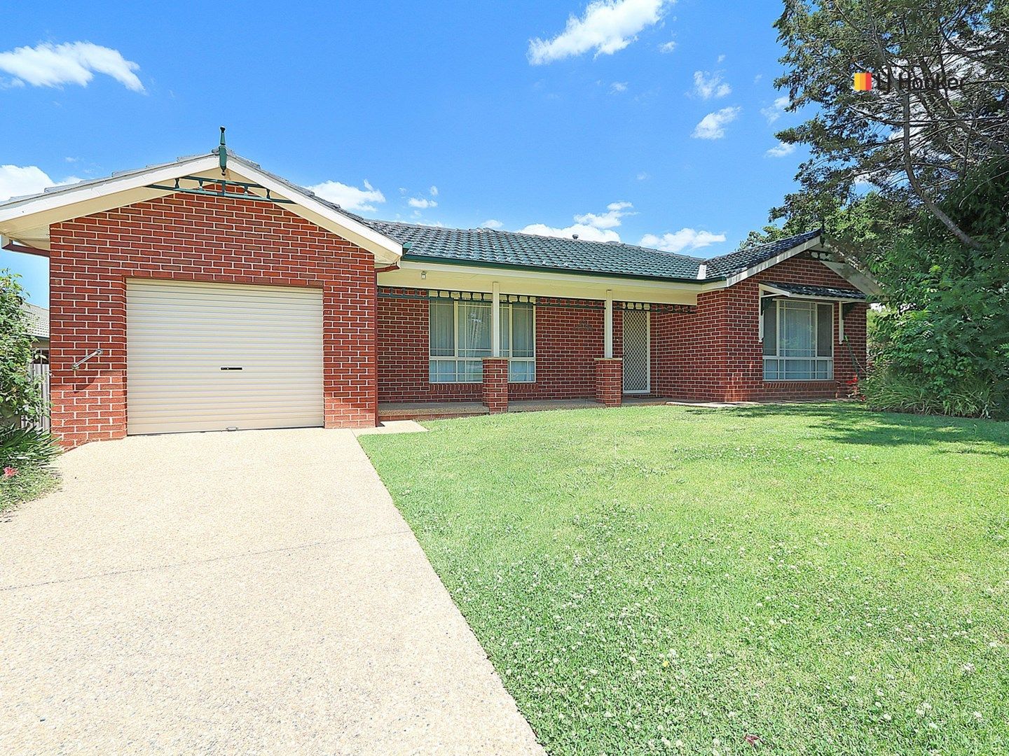 1/2 Lachlan Place, Tatton NSW 2650, Image 0