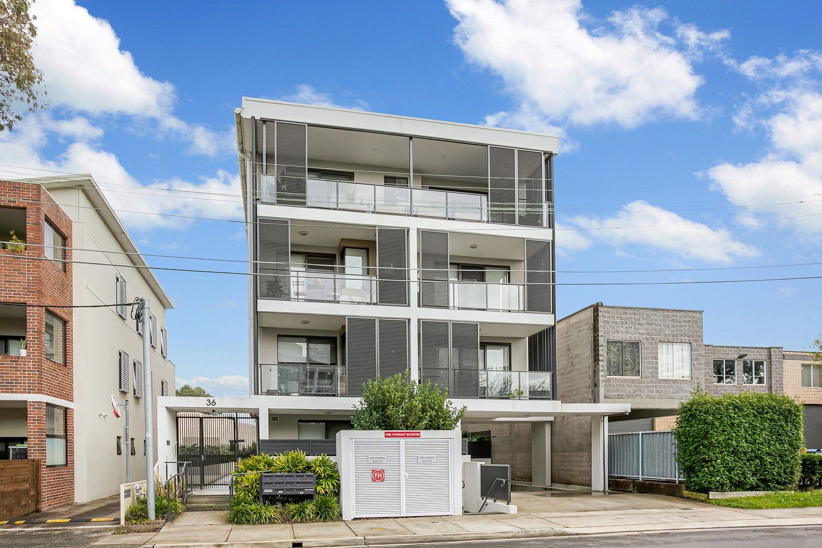 1 bedrooms Apartment / Unit / Flat in 2/36 Tennyson Road MORTLAKE NSW, 2137