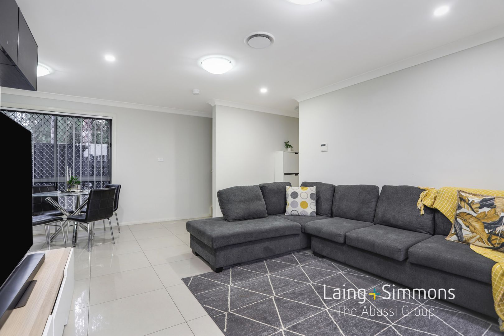2/30 Australis Drive, Ropes Crossing NSW 2760, Image 1