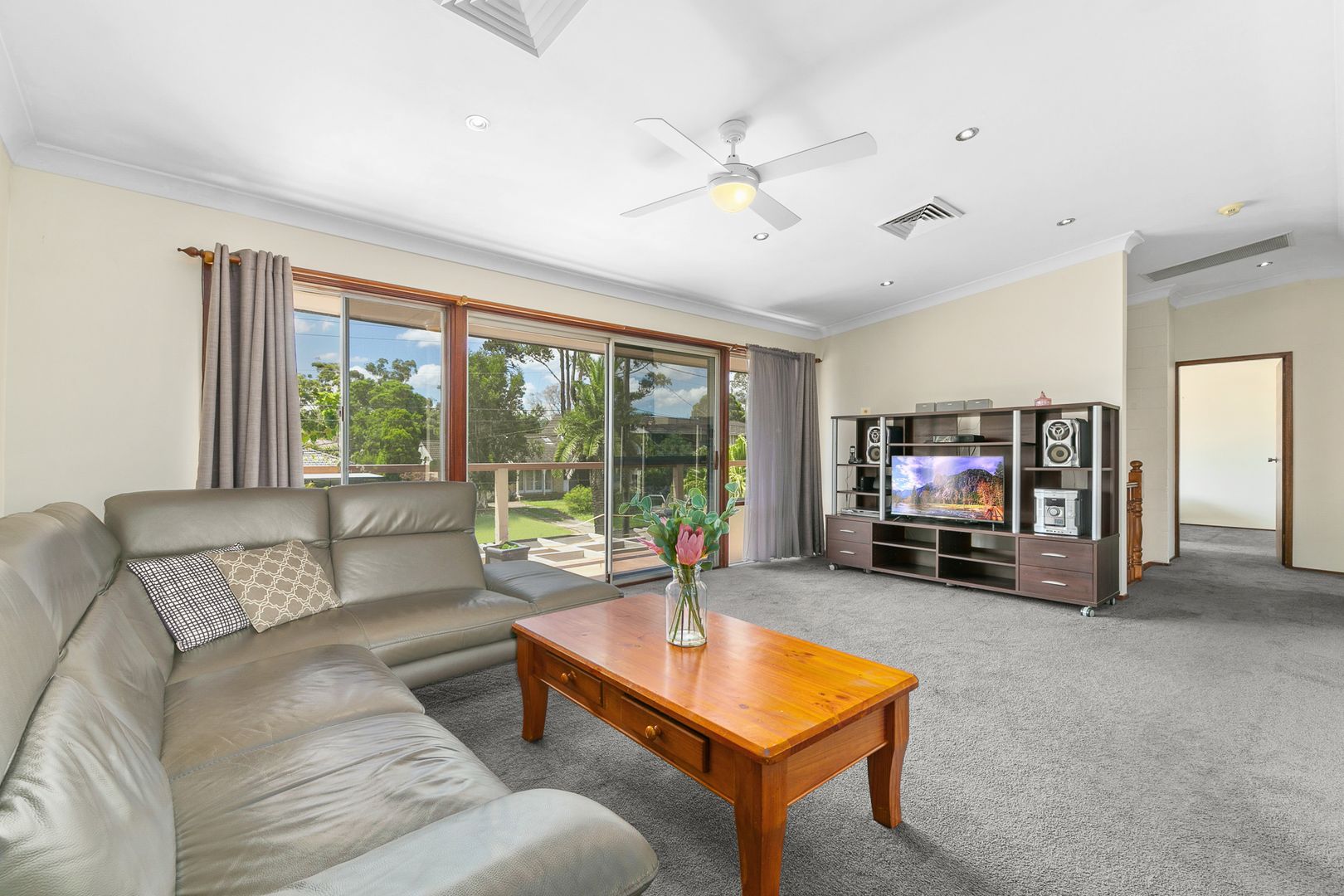 46 Meckiff Avenue, North Rocks NSW 2151, Image 2