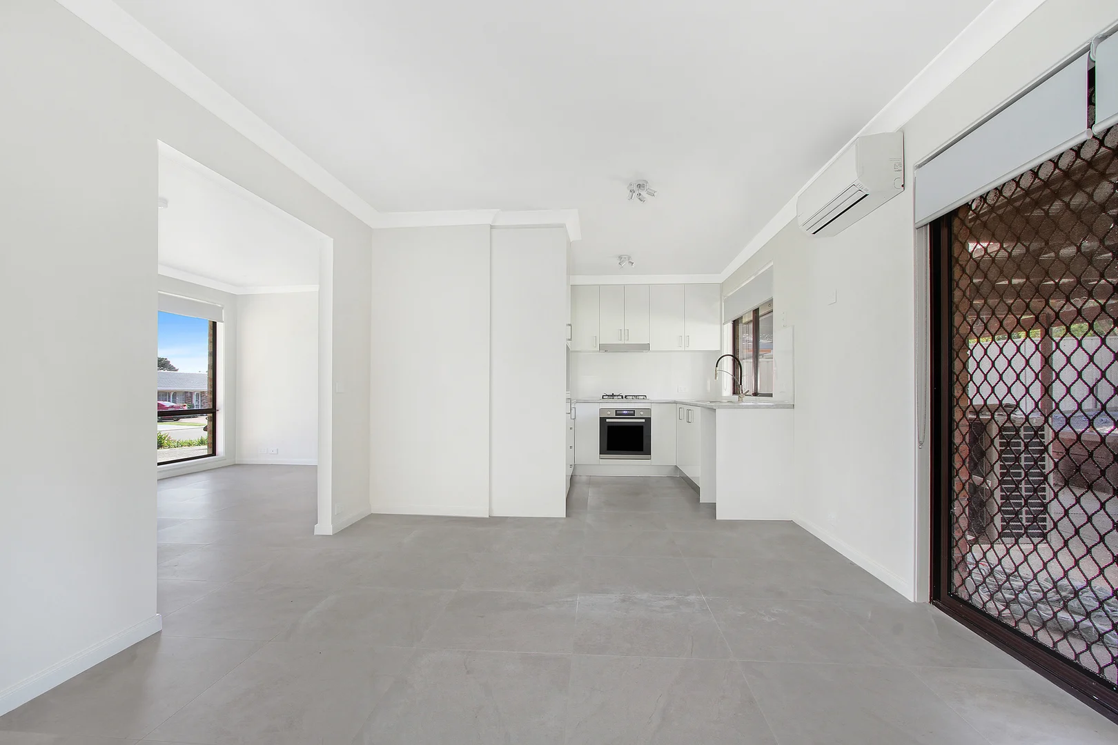 Additional image 3 of 9 Silvertop Place, Albion Park Rail NSW 2527