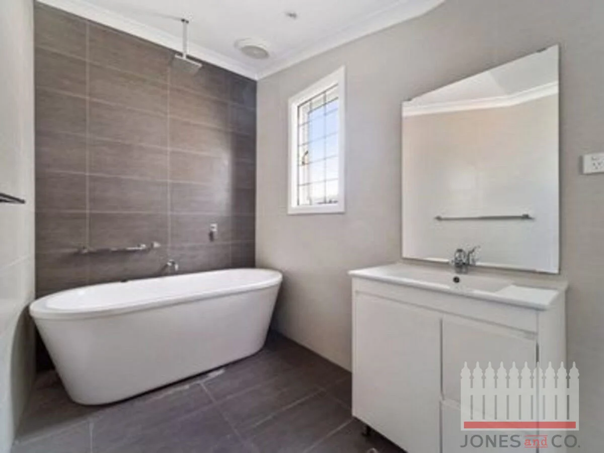 Additional image 8 of 141 Walter Road East, Bassendean WA 6054