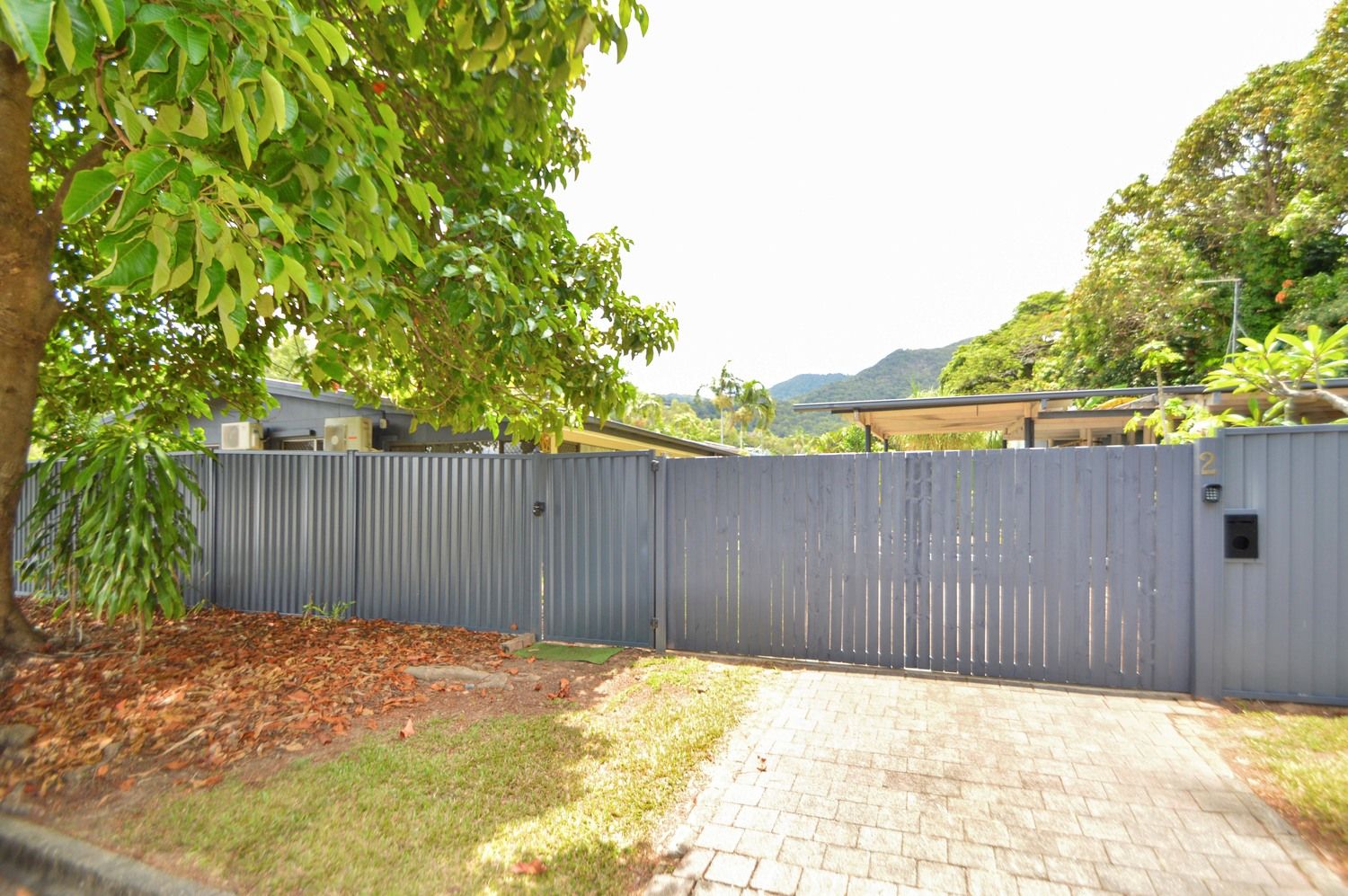 Smithfield QLD 4878 3 beds house for Rent, 650 per week water