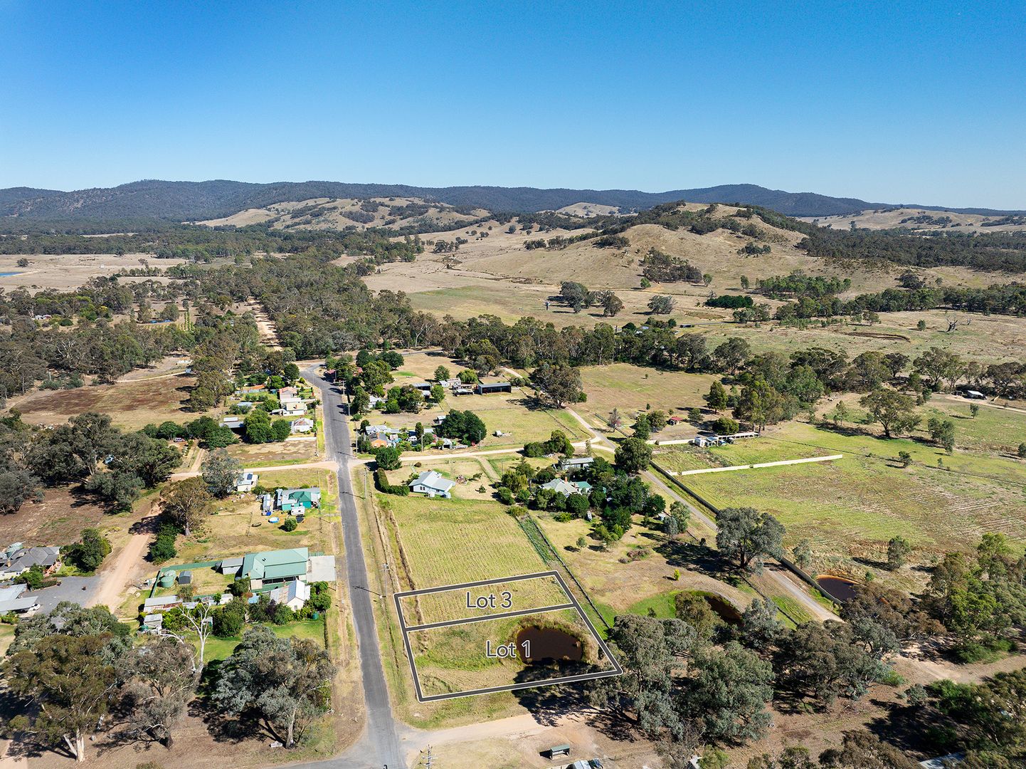 1 & 3/9 Perry Road, Redbank VIC 3477, Image 1