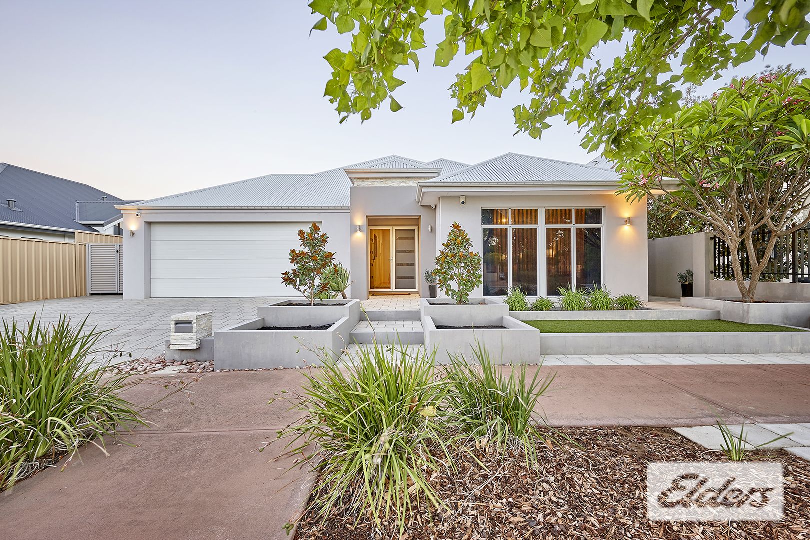 4 Pexton Drive, South Guildford WA 6055 House For Sale Domain