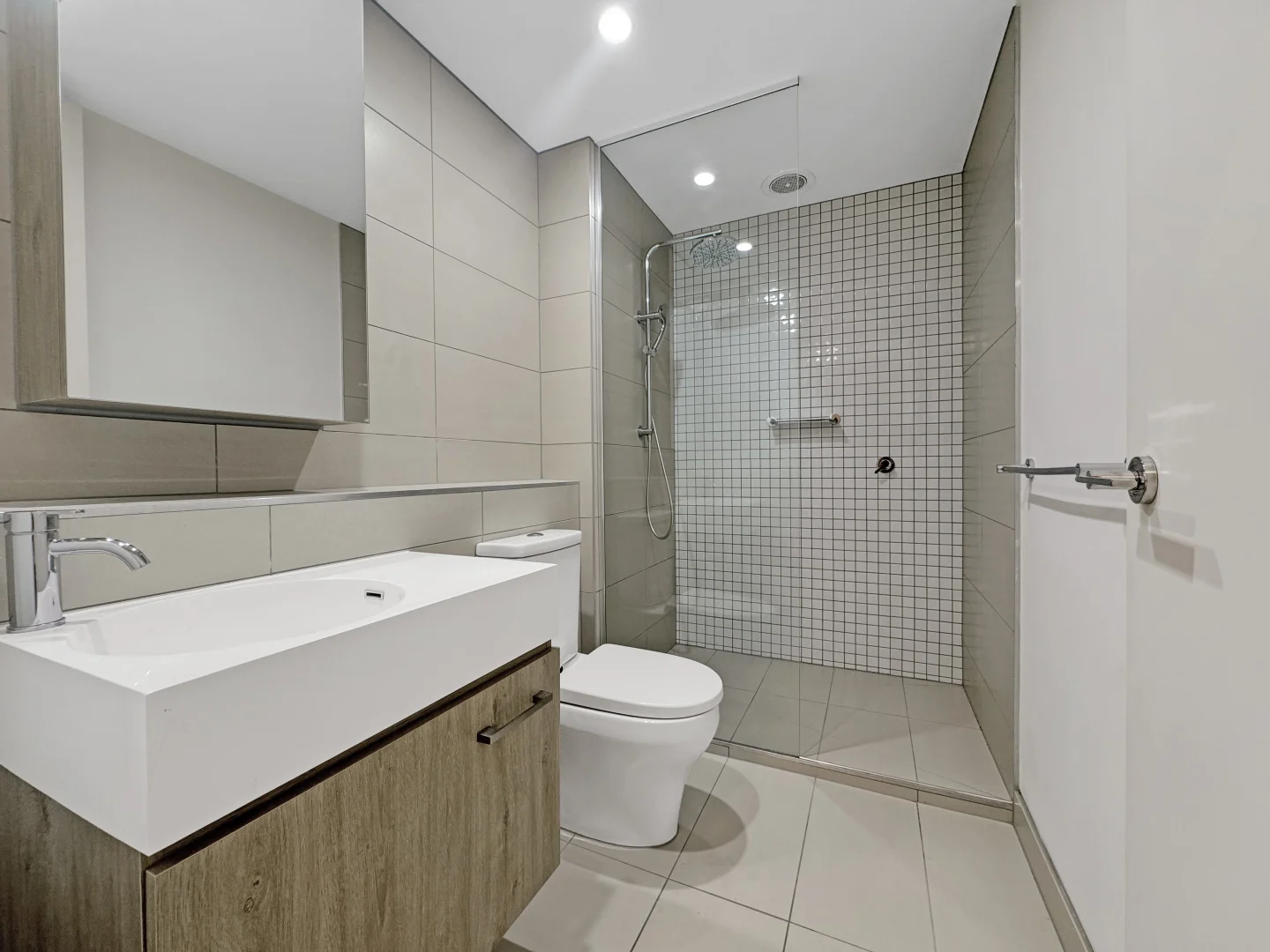 Additional image 4 of 703/30-32 Lilydale Grove, Hawthorn East VIC 3123