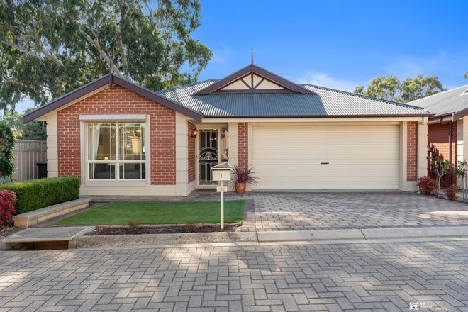 Picture of 1 Alanah Close, HAPPY VALLEY SA 5159