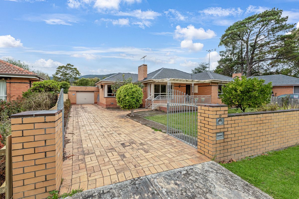 27 Glenfern Road, Ferntree Gully VIC 3156, Image 0