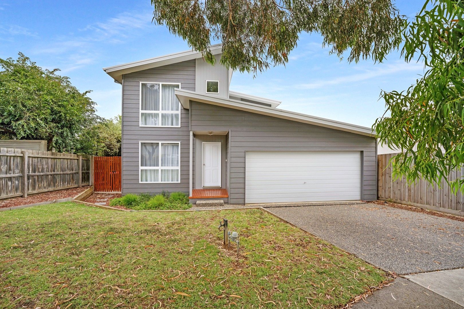 32 Norman Drive, Cowes VIC 3922, Image 0