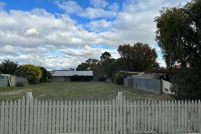 Picture of 3 Sampson Street, COHUNA VIC 3568