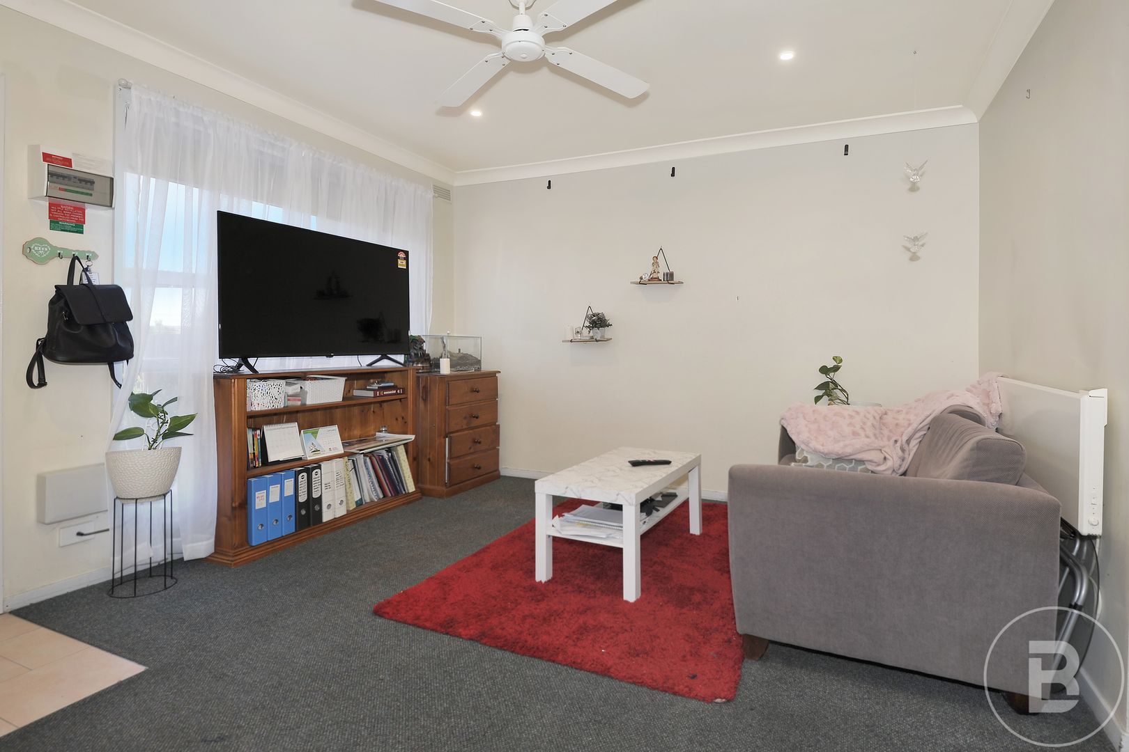 2/914 Geelong Road, Canadian VIC 3350, Image 2