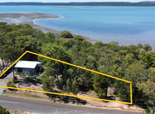1-3 Blue Bay Crescent, Macleay Island QLD 4184