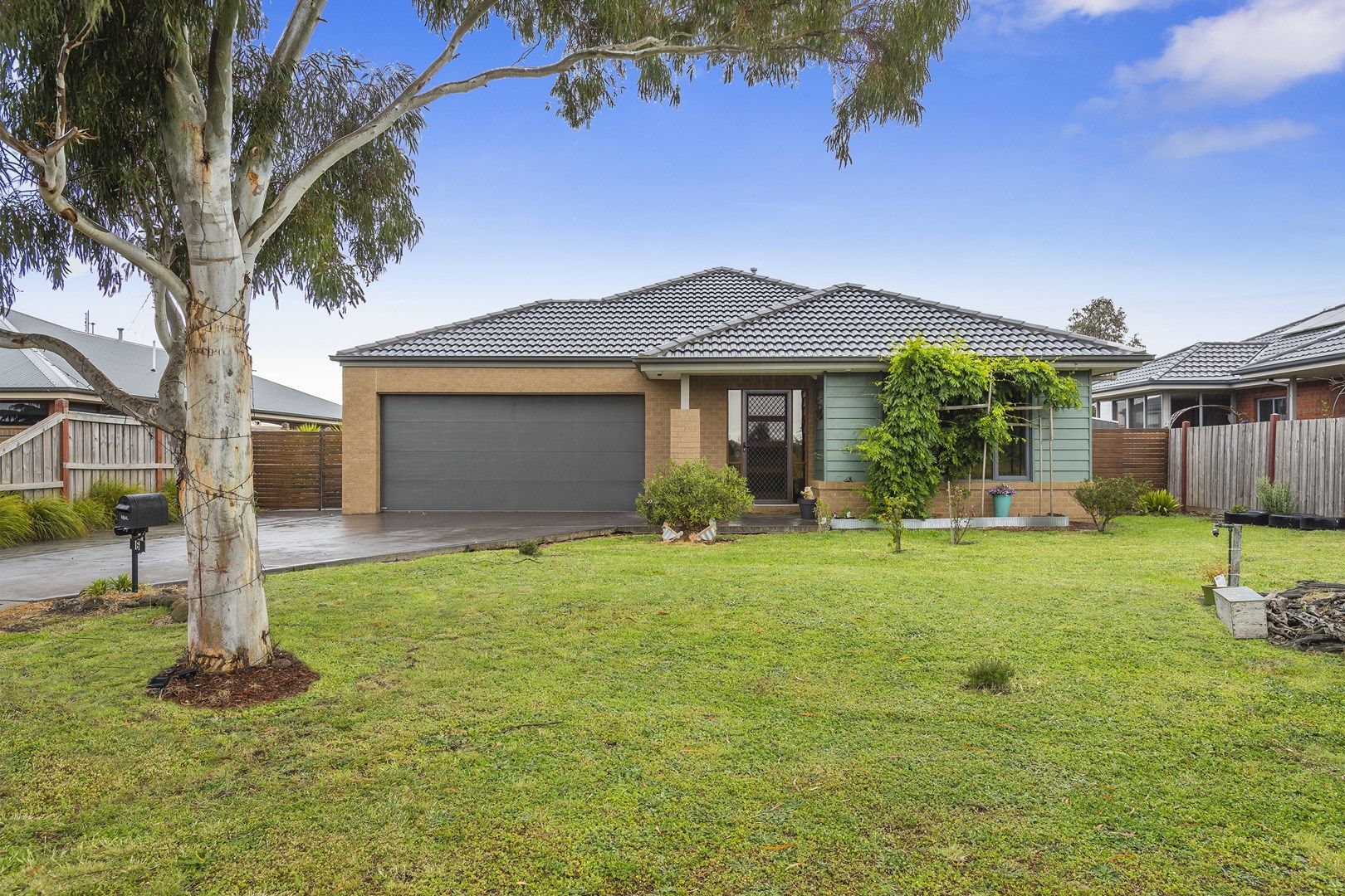 6 Martin Place, Kyneton VIC 3444, Image 0