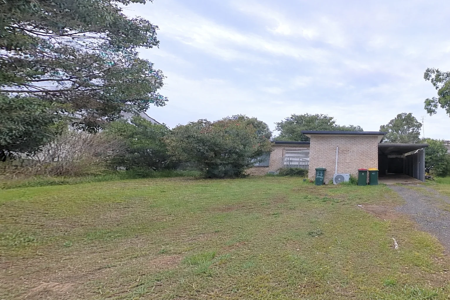 11 Shady St, Narrandera NSW 2700