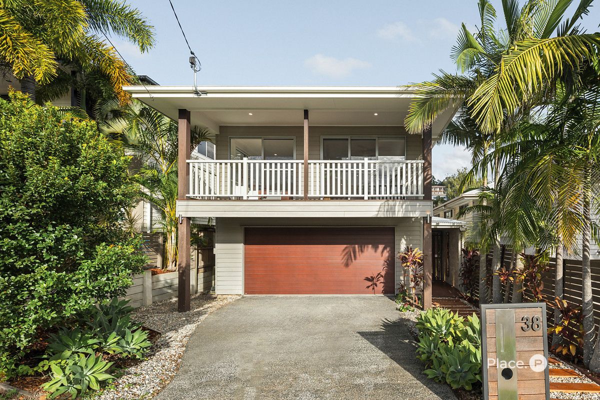 38 Boronia Avenue, Holland Park West QLD 4121, Image 0