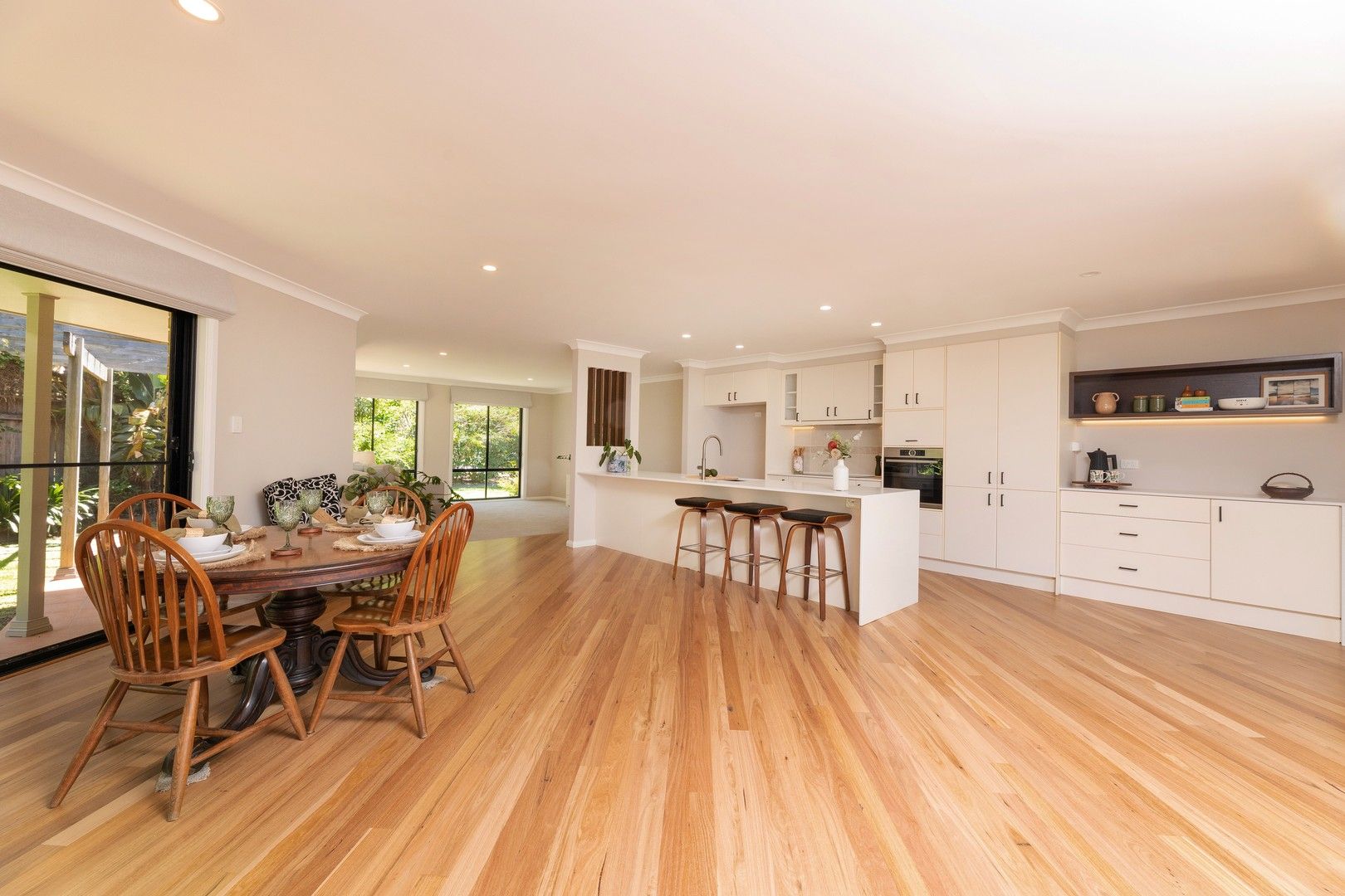 4 bedrooms House in 39 Seabreeze Parade BLACK HEAD NSW, 2430