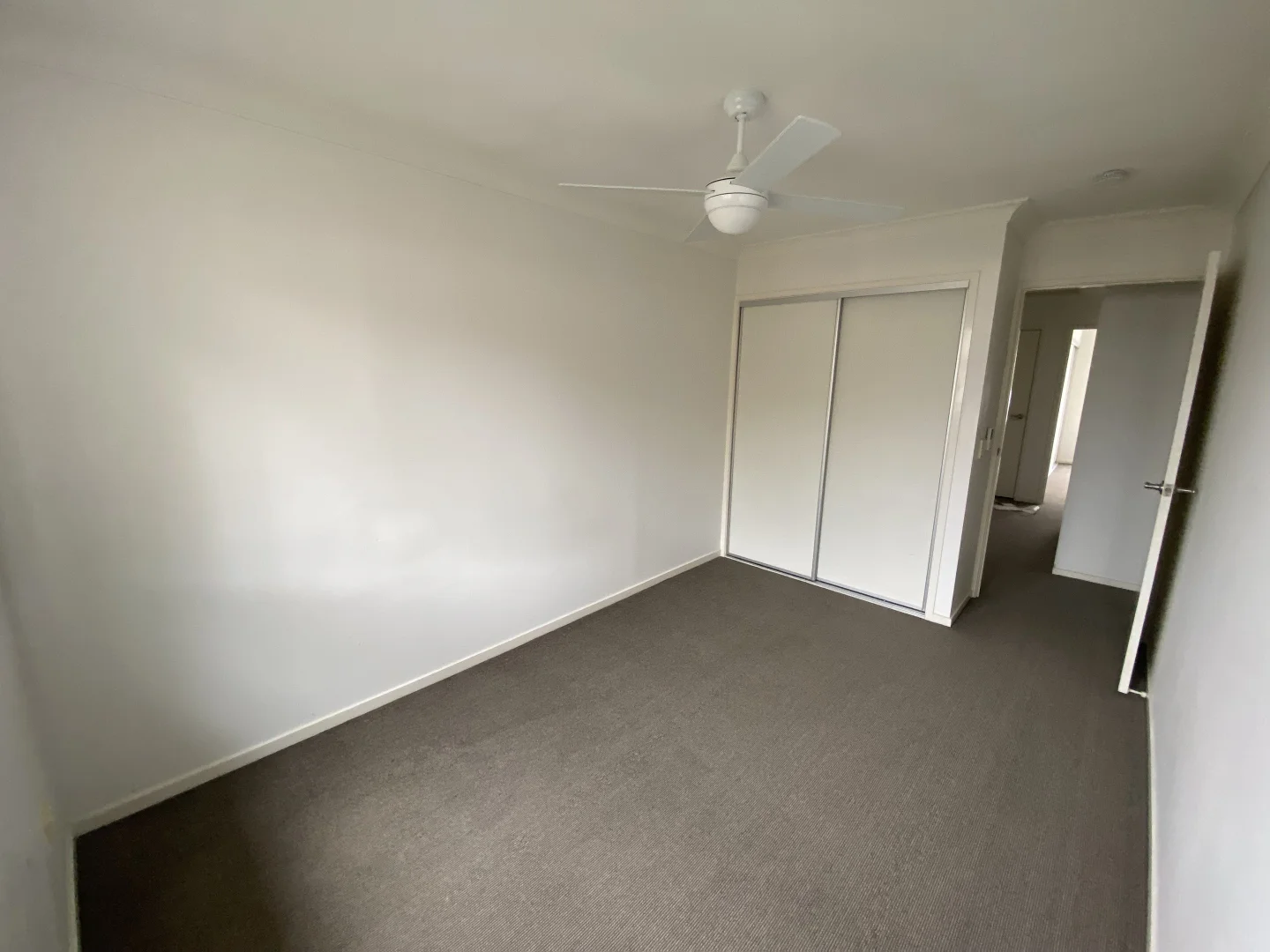 Additional image 7 of 4/2-10 Cascade Drive, Underwood QLD 4119