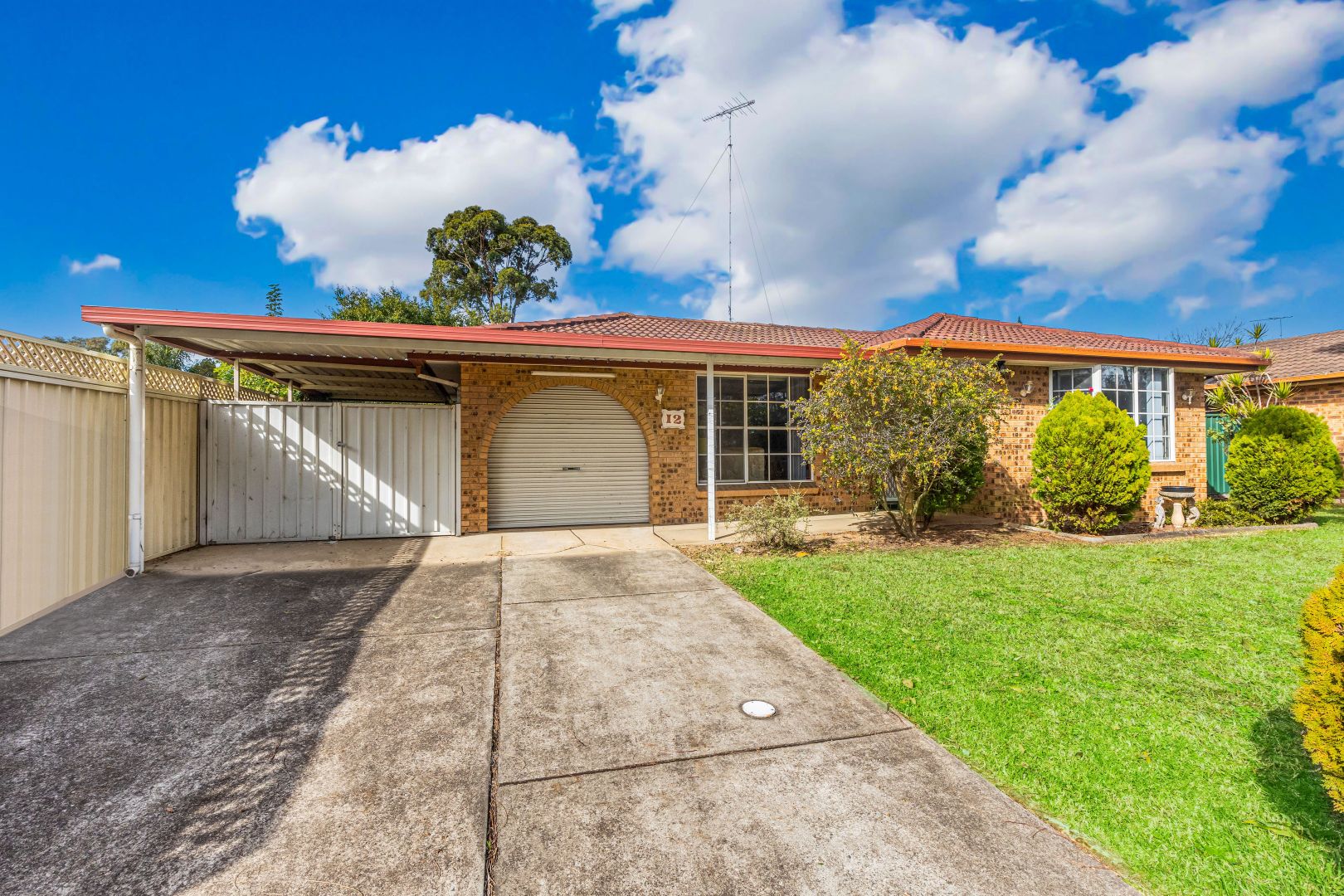 12 Dolphin Close, Claremont Meadows NSW 2747, Image 1