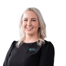 Fall Real Estate Hobart - Zoey Terry