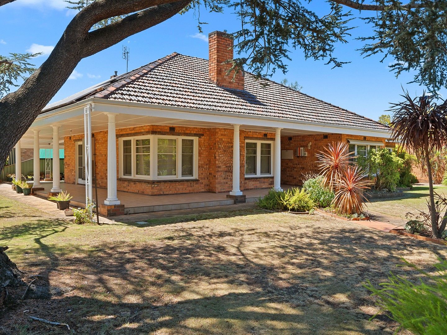 3 bedrooms House in 2 Turnbull Street EUROA VIC, 3666