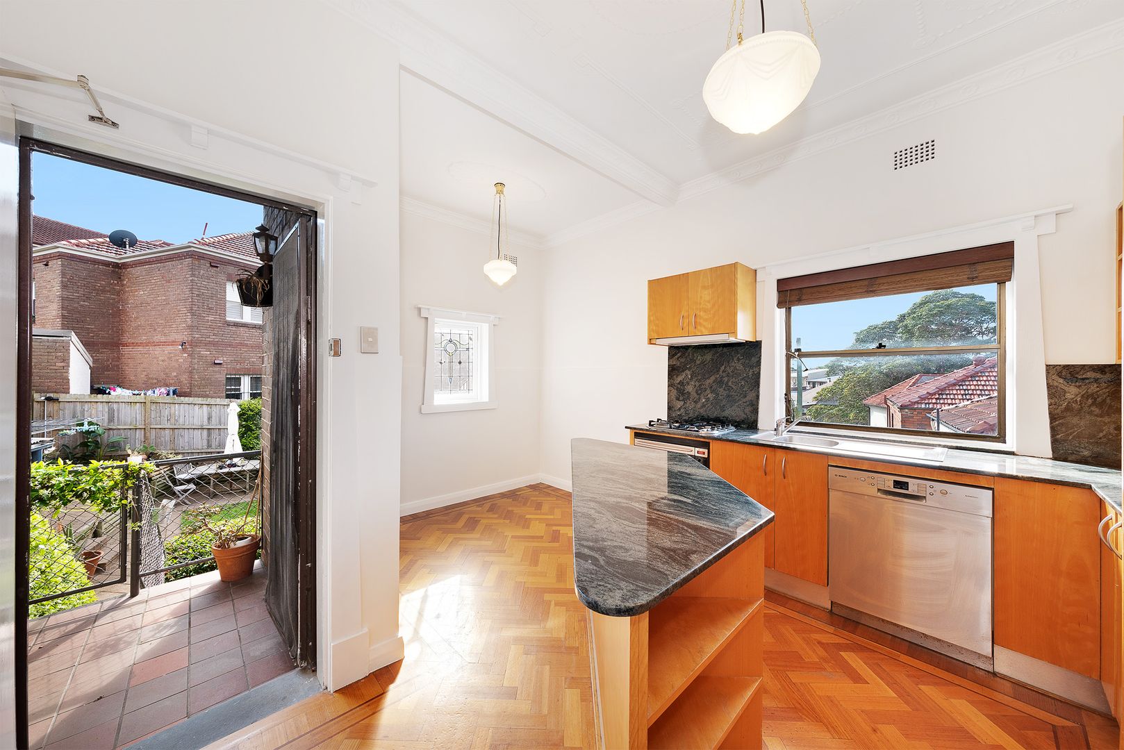 4/187 Clovelly Road, Randwick NSW 2031 - Apartment For Rent - $895 | Domain